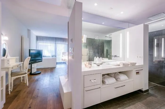 Ansitz Plantiz Hotel 5*