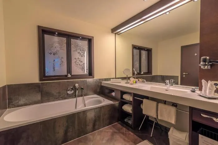 Ansitz Plantiz Hotel Merano